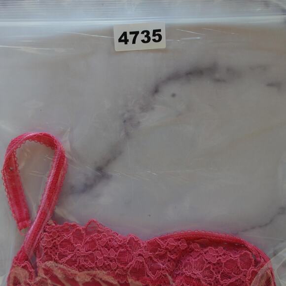 Vintage Y2K Abercrombie & Fitch Tank Top Medium Pink Lace Babydoll Cami 2000s - Picture 9 of 9